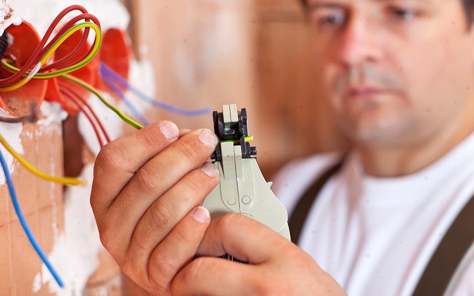 besoin d'un électricien Saint-Denis